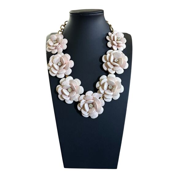 J. Crew Jewelry - J. Crew Dramatic Blush Floral Statement Necklace 2010 Oughts Wreath Style OS